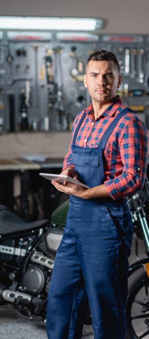 осмотр мотоцикла